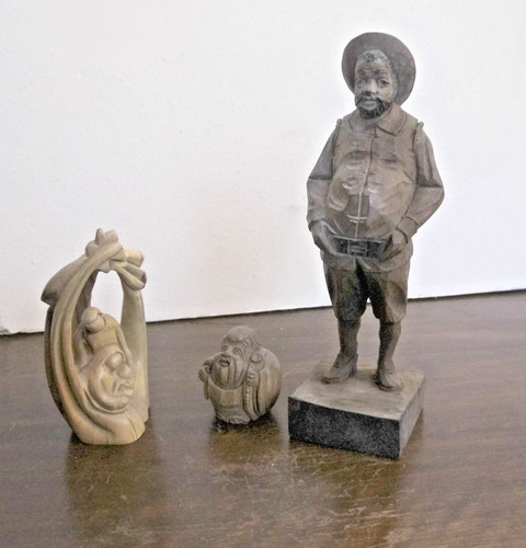 Lot statuettes en bois - de,