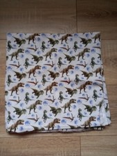 coupon tissus Dinosaure