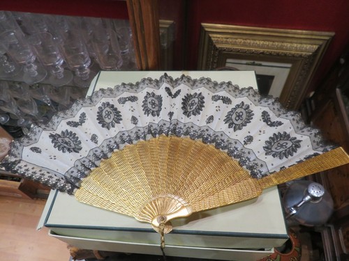 Ancien eventail fan - eventail, abanico