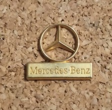 Pin's Mercedes Benz Sofrec