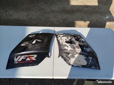 Deux flancs droit et gauche