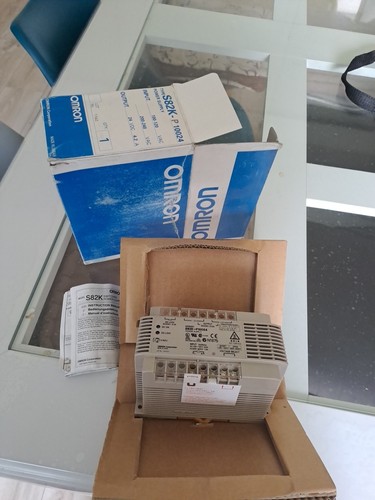 Omron s82k 10024 alimentation - omron,
