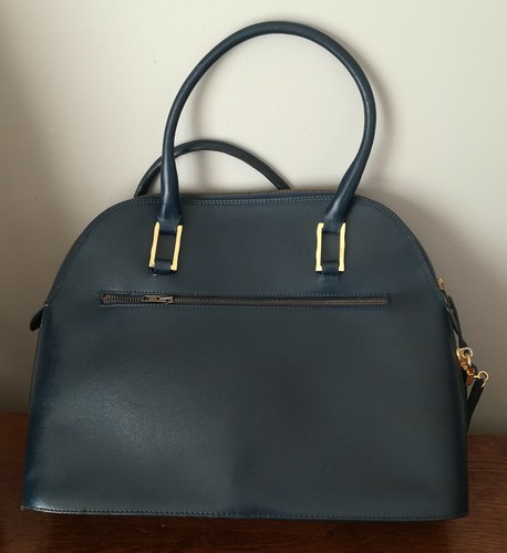 Grand sac main forme bolide - main,