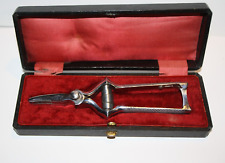 Masticateur à viande "GÉRARD" dans son étui