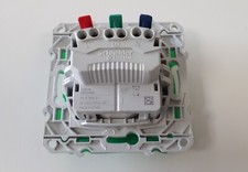 SCHNEIDER S520052 Prise de courant, 2P+T, affleurante, blanc, Odace 1 pc /EBSL