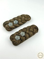 DDR NVA épaulettes lieutenant