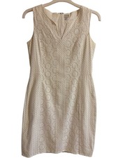 123  robe sans manche blanche