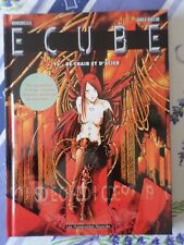 BD Ecube T.1 ; De chair et