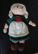 Poupée Bécassine en laine