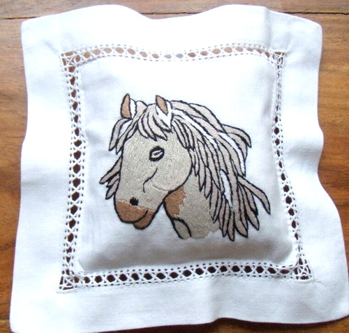 Coussin sachet brode - coussin,