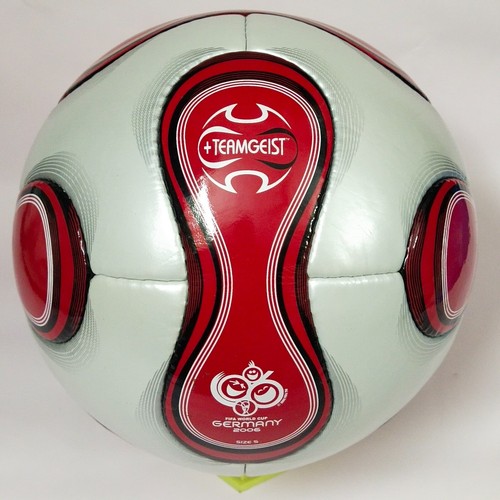 Red adidas teamgeist - adidas, fifa