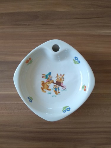 Assiette bouillie chauffante - assiette,