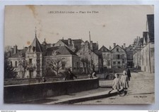 Les Riceys (Aube) - Ricey Bas - Place des Fêtes - Commerces dans le fond