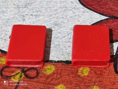 Playmobil livres rouges - x2,