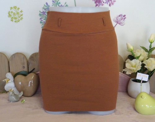 Vêtement occasion femme - ,