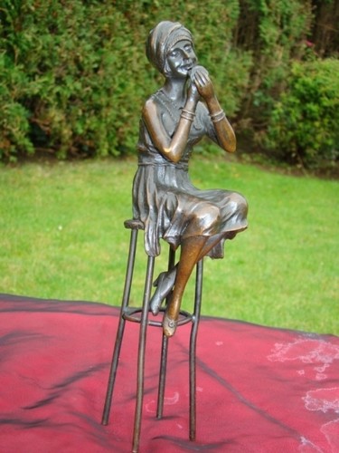 Statue sculpture demoiselle - statue,