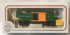 Bachmann Central Pacific 34' Old-Time Box Car NIB