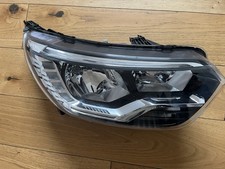 Optique avant principal droit (feux)(phare) RENAULT EXPRESS VAN 260105660R