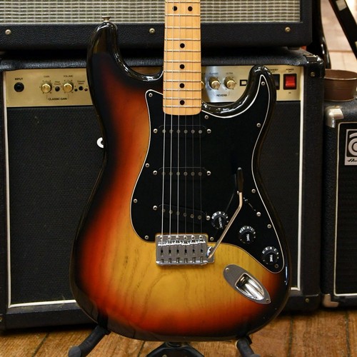 Fender usa stratocaster used - fender,