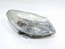 PHARE DROIT 8200733877 DACIA