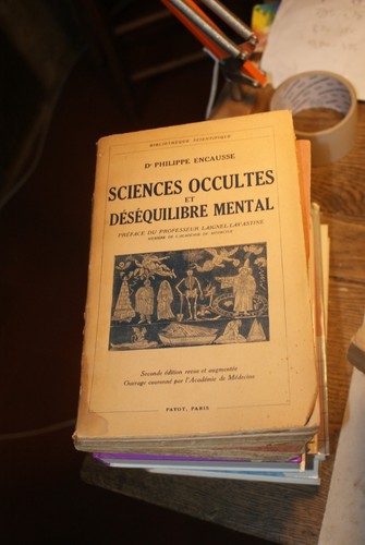 Ancien livre sciences occultes - ancien,