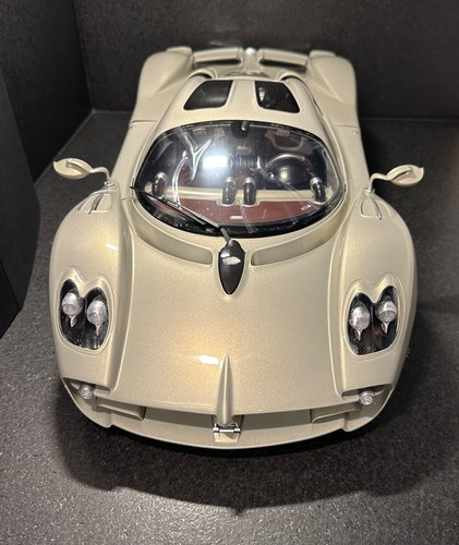 Pocher pagani utopia échelle - pocher,
