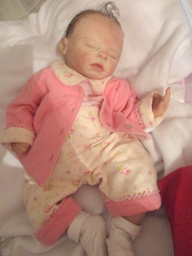 Bébé reborn réaliste - reborn, issue