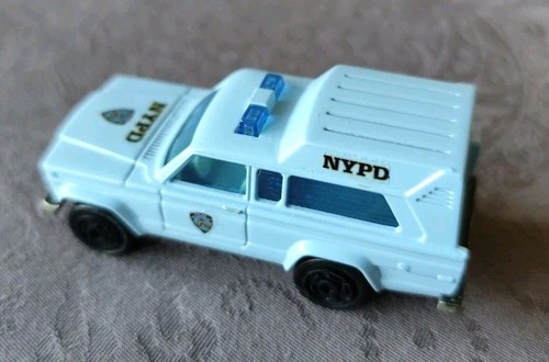Majorette 269 ambulance 64 - majorette,