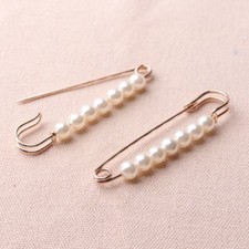 Broche fantaisie épingle à nourrice fête mariage accessoire écharpe châle perle