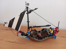 Lego  bateau pirates   6268 Renegade Runner Year: 1993