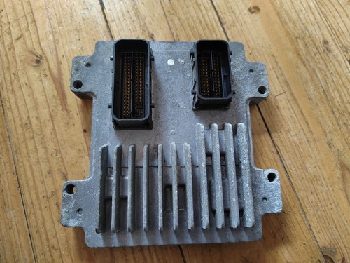 Calculateur moteur opel corsa - calculateur,