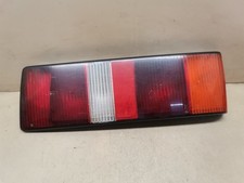 FEU ARRIERE DROIT PASSAGER FORD ESCORT ref  86ag13a602 N° 215