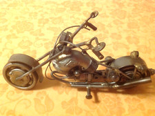 Moto sculpture Métal Art (récup. artisanale)