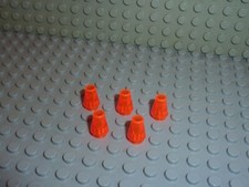 5 TrNeonOrange Cones ref 4589