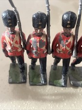LOT DE 7 SOLDATS BRITAINS LTD  PLOMB  5 cm 1995