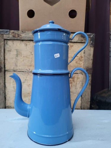 Belle grande cafetière - belle,
