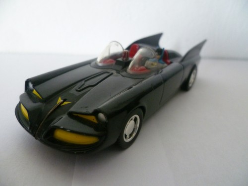 Authentique corgi batmobile - authentique,