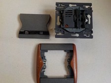 Legrand Sagane 84010 - interrupteur à voyant Noix Acajou