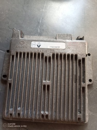 Calculateur moteur renault - calculateur,