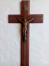 Ancien crucifix en  bois et