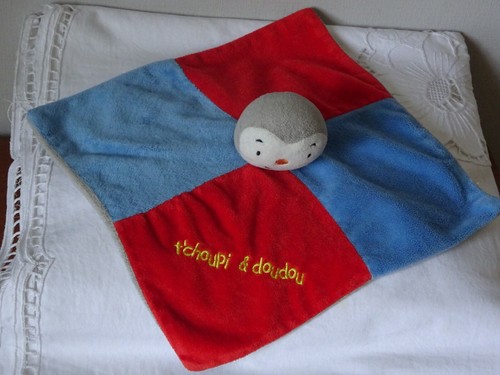 Doudou tchoupi carre - tchoupi, rouge