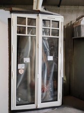 Fenêtre à crémone avec