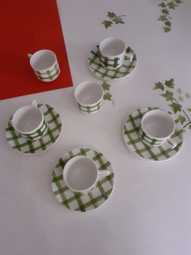 Lot tasses sous - ,
