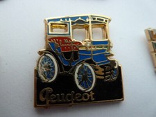 PIN' S 'VOITURE /  PEUGEOT