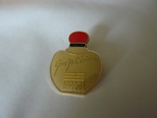 Broche Que Je T'Aime Johnny Hallyday parfums