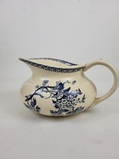 Broc de toilette en faïence