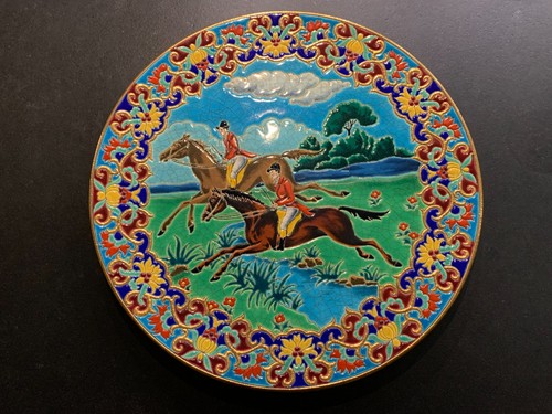 Grand plat décoratif - , en