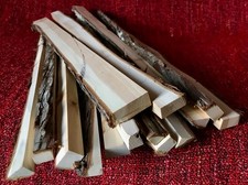 Chutes de bois de genévrier commun - (juniperus communis) - Lot de 14 pièces -