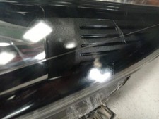 Optique avant principal droit