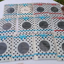 un lot de 12 paires de bas LE